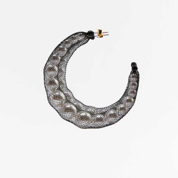 BNWT ZARA WOMEN PEARL MESH EARRINGS BLACK HOOP EARRINGS 4548/023 - Picture 5 of 5